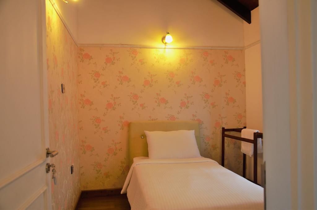 Lakeside Cottages Nuwara Eliya Esterno foto